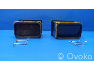 Задняя воздушная решётка