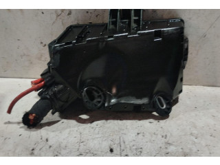 Блок предохранителей Skoda Octavia Mk3 (5E)