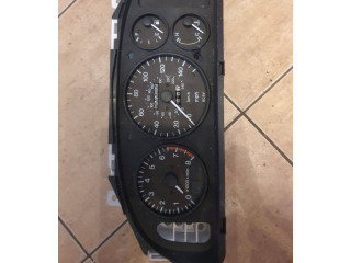 Панель приборов 769216250, 69719080   Mazda 323 F       