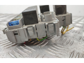 Pojistková skříňka 8690698 Volvo XC70 2007