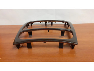 Другая центральная деталь консоли (туннеля)