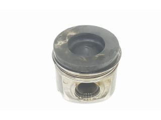 Píst 11257812585 BMW 5 F10 F11 3.0 N57D30A