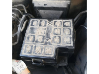 Pojistková skříňka Infiniti M 2012