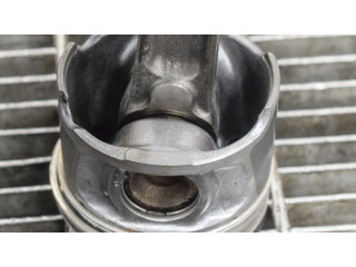 Píst 121008820R, 120A16959R   Dacia Sandero  pro naftový motor 1.5 K9K 612 