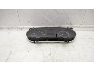 Панель приборов 21670916, 216726389   Renault Clio III       