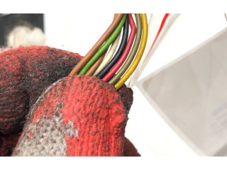 Зеркало электрическое        Skoda Octavia Mk2 (1Z)  2004 - 2013 года   