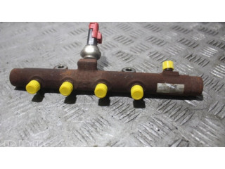 Магистральная трубка топлива