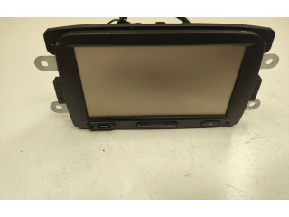 Радио/ проигрыватель CD/DVD / навигация