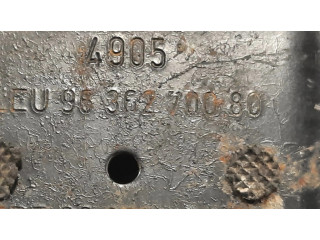 Подушка двигателя