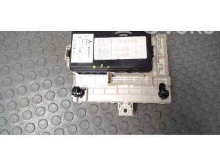 Блок предохранителей MN108319, NICHTZUTREFFEND Mitsubishi Colt