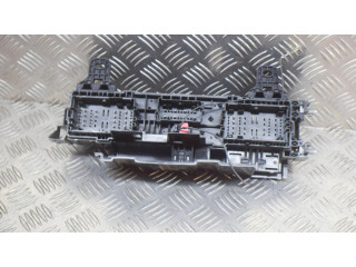 Блок предохранителей 109440500F, 111905900A Tesla Model S