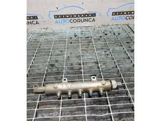 Топливная рампа Mitsubishi L200 для двигателя 4D56