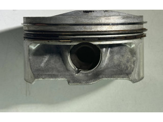 Píst 7840922 BMW M3 e92 S65