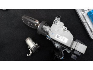 Комплект блоков управления 13510523, 39060523 Opel Astra K