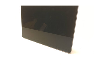 Дисплей    108954301J   Tesla Model 3