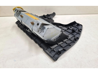 Блок предохранителей  739970F010   Toyota Corolla Verso E121    