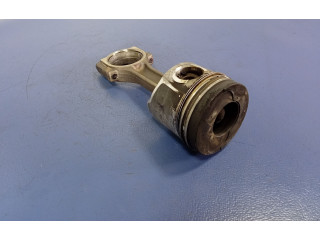 Píst Opel Vivaro F9Q762