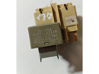 Блок предохранителей 8198053020, 0665004951   Lexus RX III    