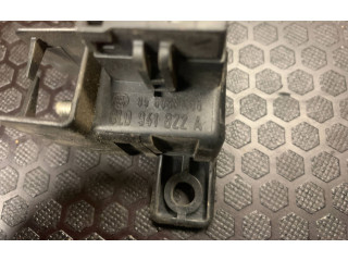 Блок предохранителей 8L0941822A, 896068500 Audi A6 S6 C5 4B