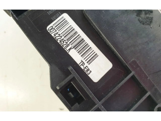 Блок предохранителей BMW X3 E83