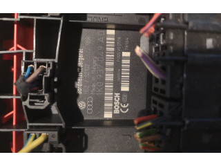 Блок комфорта 1K0937049AD Volkswagen Caddy