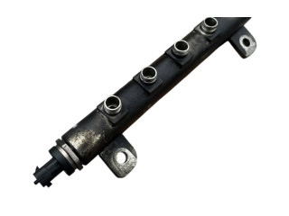 Топливная рампа 55213269, 0445214171 Saab 9-3 Ver2