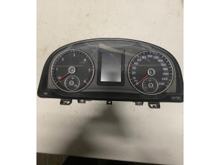 Панель приборов 2K0920865E, VDD0241901 Volkswagen Caddy