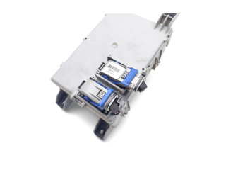 Блок предохранителей 00520028650, 28444383   Opel Combo D    