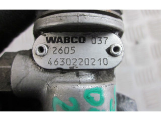 Топливный насос 4630220210 Jaguar XF - года