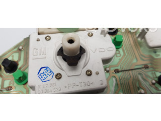 Панель приборов 90386323   Opel Tigra A       