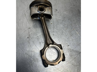 Píst 131010T040   Toyota Prius (XW30)    2ZR-FXE 