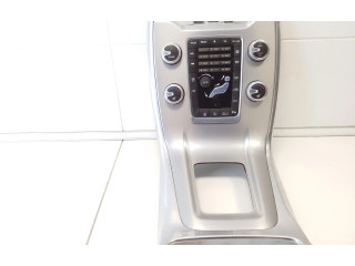 Блок управления климат-контролем 31389862   Volvo V70