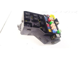   Pojistková skříňka    Volvo S40, V40 2004