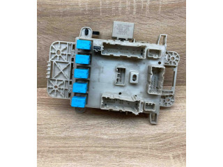 Pojistková skříňka 8198050030, 9098702027 Toyota Land Cruiser (J120) 2002