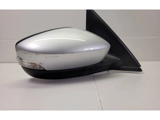 Зеркало электрическое Skoda Fabia Mk3 (NJ) 2015 - 2021 года