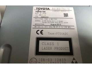 Радио/ проигрыватель CD/DVD / навигация