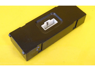 Блок управления 0K2AA67580A, OK2AA67580A   KIA Shuma