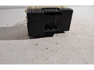 Блок предохранителей 6G9T14K131, 6G9T14B192   Volvo S60    