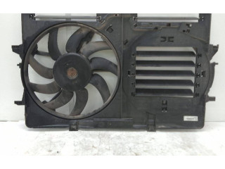 Вентилятор радиатора     8k0121003q    Audi A5 8T 8F 
