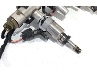 Топливная рампа 06K133317G   Audi A3 S3 8V  