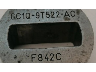 Другая деталь отсека двигателя