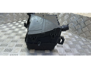 Блок предохранителей 912402P021 KIA Sorento