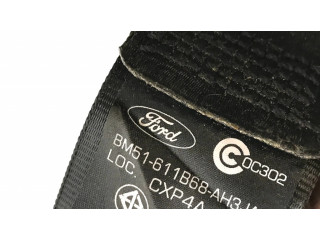 Задний ремень безопасности