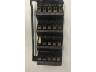 Pojistková skříňka 1245402050 Mercedes-Benz E W124 1992