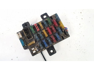 Блок предохранителей 8211005000 Rover 75