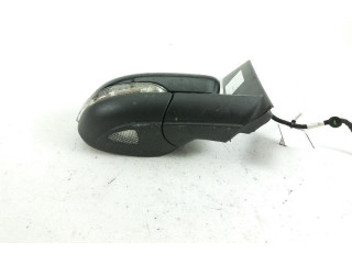 Зеркало электрическое Volkswagen Touran II 2010 - 2016 года