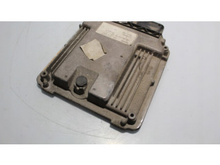 Блок управления двигателем ECU