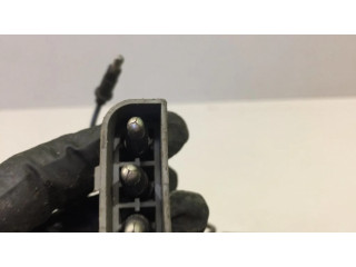 Моторчик дворников Saab 9000 CC