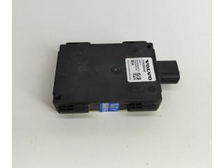 Датчик слепых зон 31499940   Volvo XC90