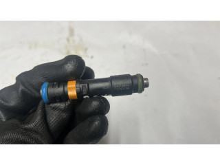 Форсунка 04593986AA, 04627890AA    Jeep Cherokee для бензинового двигателя ED6 2.4